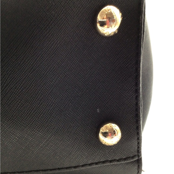 Michael Kors Hamilton Large North South Black Tote - Excellent Condition - Picture 15 of 16